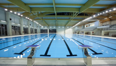 ELCA-affiliated college accused of allowing male swimmer to join women's team