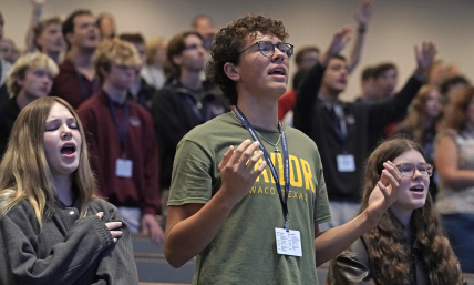 Megachurch heralds 'new movement of Christian thinkers' as thousands attend apologetics conference