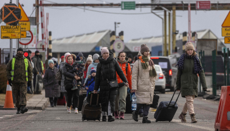 Christian aid groups denounce Trump for cutting refugee resettlement to historic low