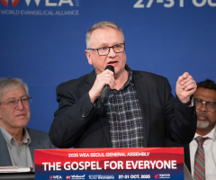 WEA panel calls for global return to family-centered disciple-making 