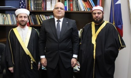 Imam linked to Islamic court Texas gov. says is illegal identified as chaplain for sheriff's office