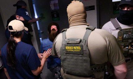 Church employee arrested after posing as ICE agent to extort money from woman