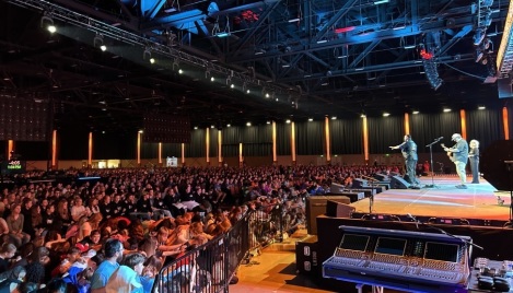 Over 13,000 attend ‘Hearts on Fire’ conference; hundreds make decision to follow Jesus