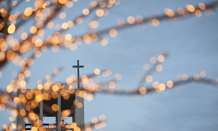 Churchgoers gift more money, food at Christmastime to help those in need: study