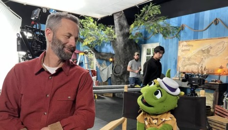 Kirk Cameron returns with season 2 of ‘Iggy and Mr. Kirk,' talks identity, AI and raising kids in a digital age