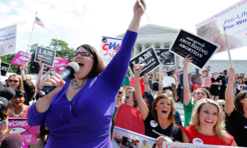 Christian university rejects Students for Life chapter; pro-life sophomore starts her own club