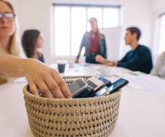 You're addicted to technology, and you wonder why you're anxious?