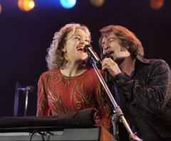 Kate Hudson, Hugh Jackman on ‘Song Sung Blue,’ Neil Diamond and the healing power of music (exclusive)