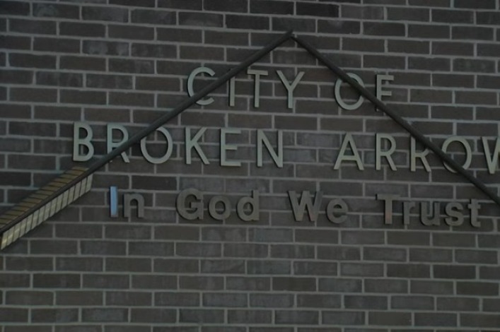 Okla. lawmaker urges constituents to pray after massive Islamic development gets preliminary OK