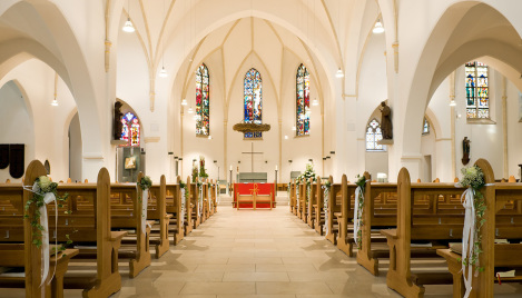 Churches should pay for weddings to promote marriage, think tank says