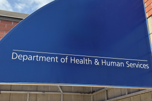 HHS freezes childcare funds to Minnesota after report on Somali daycare centers: 'Blatant fraud'