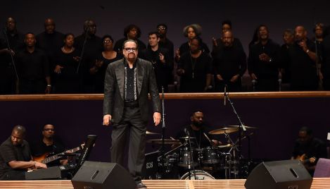 Award-winning singer who 'changed the face of black gospel music' dies at 77