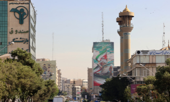 Trump warns Iranian regime not to shoot protesters: 'We are locked and loaded and ready to go' 