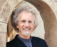 Philip Yancey admits extramarital affair, will step away from ministry work to focus on marriage 