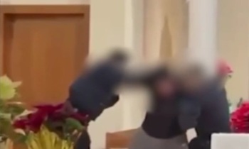 Man violently disrupts NYC church service, storms altar, gets tased by police