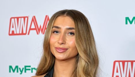 Lily Phillips responds to critics who question her faith, won't quit making porn