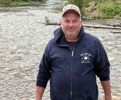 Church usher, former NYPD sergeant dies while shoveling snow for congregation