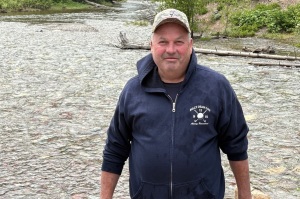 Church usher, former NYPD sergeant dies while shoveling snow for congregation