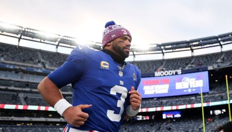 Russell Wilson thanks God deal to buy plane linked to Jeffrey Epstein fell through