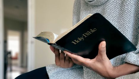 Fewer than a third of churchgoers read the Bible daily: Lifeway