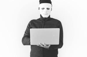 How to help your elderly family avoid getting scammed