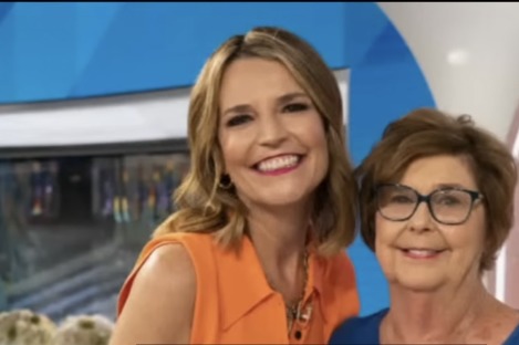 Savannah Guthrie pleads with kidnapper 2 weeks after mom's disappearance: 'We believe'