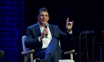 Trump endorses GOP rival of Texas pastor who ran against him in 2024