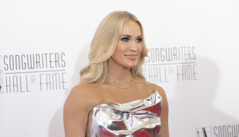 Carrie Underwood: 'Thank you, Lord' for letting me live in America