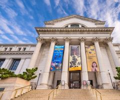 How the Smithsonian quietly erased America's founders