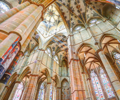 Germany, France lead Europe in anti-Christian hate crimes: Woman stabbed at prayer, church desecrations