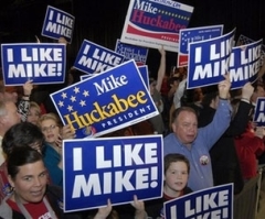 Romneys Pullout Big Opportunity for Huckabee