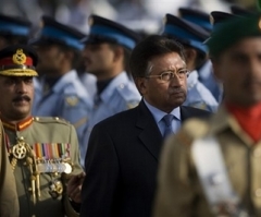Pakistan\'s Christians Face Uncertain Future after Musharraf Resignation