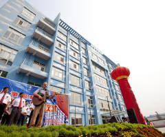 Christian Music Star's Orphan Ministry Opens 'House of Hope' in China