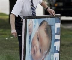 Pro-Life Leaders Condemn Slaying of 'Peaceful' Anti-Abortion Activist