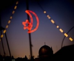 Christians Mark End of Ramadan in Different Ways