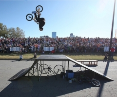 Luis Palau CityFest Draws 55,000 in Arkansas