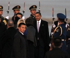Freedom Fighters Press Obama as 1st Trip to China Kicks Off