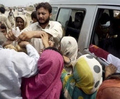Christians Bring Relief as Pakistan Flood Kills Over 1,200