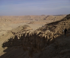 HIking in the Negev Desert