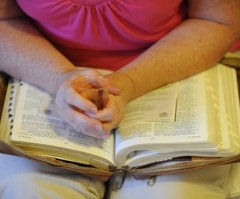 Survey Measures Americans' Knowledge on Religion