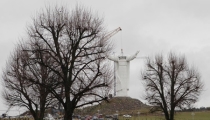 Polish Town Erects World's Largest Jesus Statue