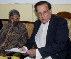 Pakistan Mourns Slain Governor who Backed Christian