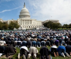 Muslim Population to Double in U.S. by 2030, Report Projects