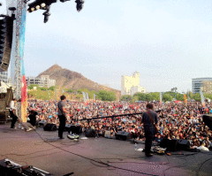 Luis Palau Christian Fest in Arizona Draws 120,000 People