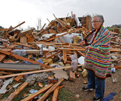 Tornadoes Decimates Kansas, Oklahoma, Arkansas; 13 Dead