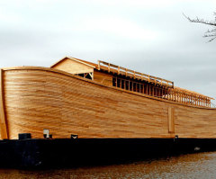 Dutchman Builds Noah's Ark a Second Time