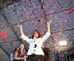 Bachmann Wins Iowa Straw Poll; Paul Takes Second