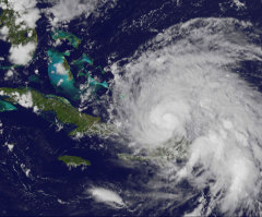 Hurricane Irene Becomes Category 3; North Carolina Evacuates