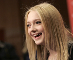 Dakota Fanning to Study at NYU