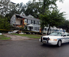 Death Toll Up as Irene Looms Large; 1 Million Lose Power